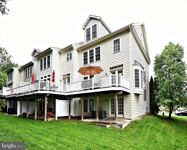 2304 Lennon Ln in Phoenixville, PA - Building Photo - Building Photo