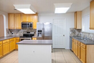 1613 Apollo Cir in Round Rock, TX - Building Photo - Building Photo