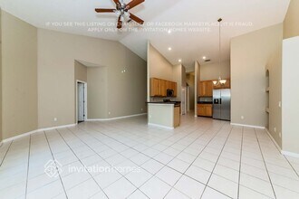 799 Cedarcrest Ct in Sarasota, FL - Building Photo - Building Photo