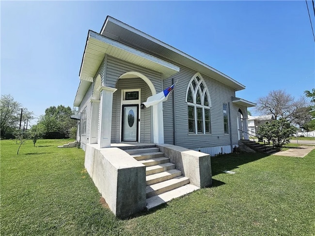 property at 1100 S Tyler St