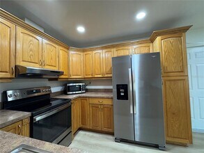 6445 109th Ave in Pinellas Park, FL - Building Photo - Building Photo