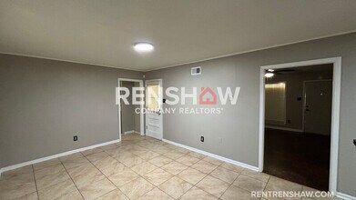 3863 N Trezevant St in Memphis, TN - Building Photo - Building Photo