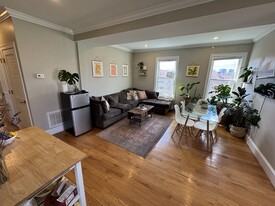 183 River St, Unit 3 in Cambridge, MA - Building Photo