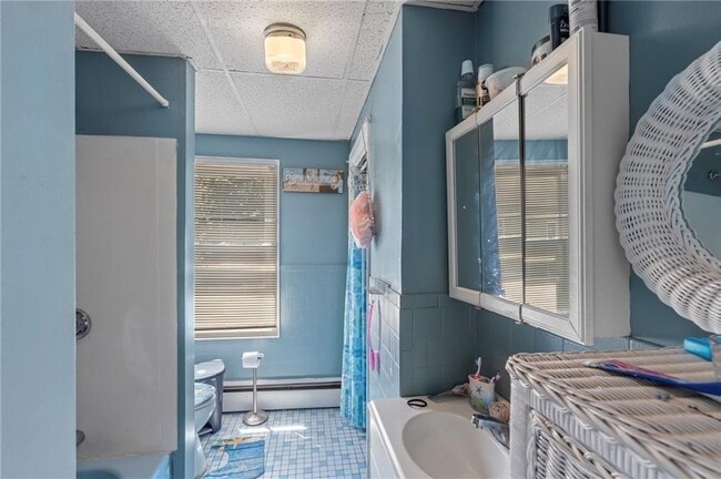 528 Lonsdale Ave in Pawtucket, RI - Building Photo - Building Photo