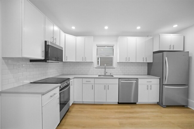 29 Gray St in Poughkeepsie, NY - Building Photo - Building Photo