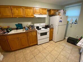 895 Huntington Ave, Unit G-1 in Boston, MA - Foto de edificio - Building Photo