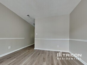 2996 Aberdeen Way in Stonecrest, GA - Building Photo - Building Photo