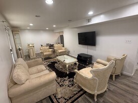 20529 Aspenwood Ln in Gaithersburg, MD - Building Photo