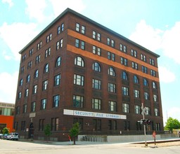 Rumely Lofts in Des Moines, IA - Foto de edificio - Building Photo