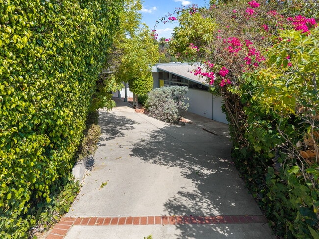 property at 12400 Deerbrook Ln