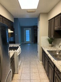10739 Highland Woods Dr photo'