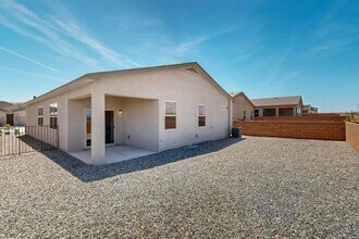 1533 Estrella Noche Lp in Rio Rancho, NM - Building Photo - Building Photo