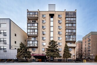 Sunrise Tower in Flushing, NY - Building Photo - Building Photo