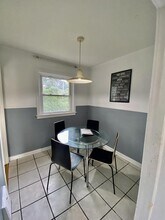 154 Sanford Ave in Ottawa, ON - Building Photo - Building Photo