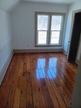 1014 Bush St, Unit #2 in Red Wing, MN - Foto de edificio - Building Photo