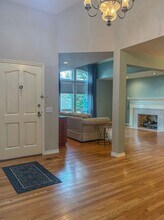 7098 SW Arranmore Way in Portland, OR - Building Photo - Building Photo