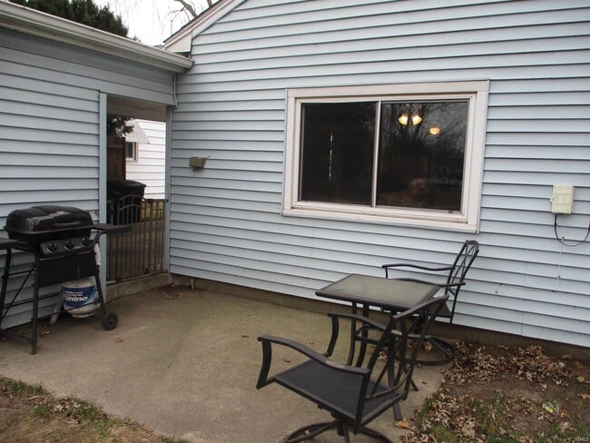 2018 Albany St in Lafayette, IN - Building Photo - Building Photo