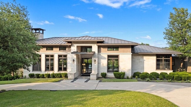 property at 1905 Paisano Rd