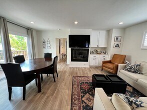 1500 Eighth St in Manhattan Beach, CA - Building Photo - Building Photo
