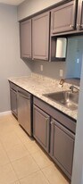 1811 Ravens Crest Dr in Plainsboro, NJ - Building Photo