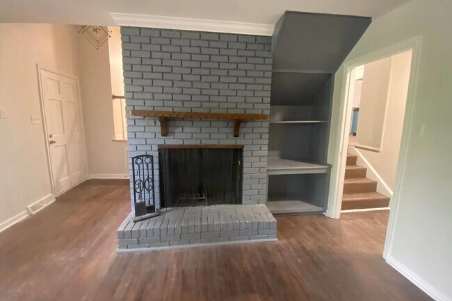 8033 Navios Dr SE in Huntsville, AL - Building Photo - Building Photo