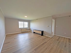 3370 W Brooke Ave in Waukegan, IL - Building Photo - Building Photo