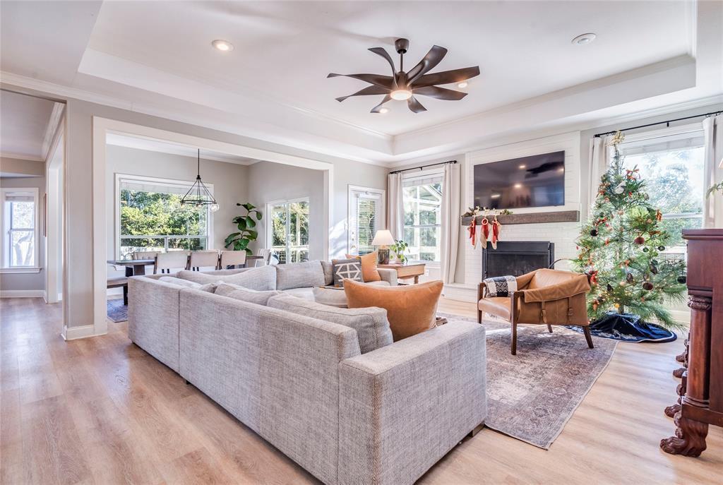 106 Rupen Ct in Lakeway, TX - Building Photo