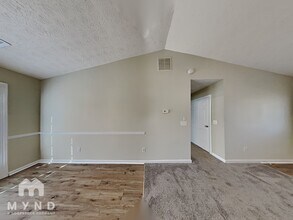 185 Waters Edge Dr in Locust Grove, GA - Foto de edificio - Building Photo