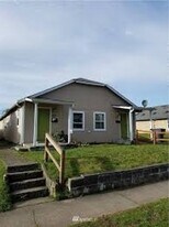 281 17th Ave in Longview, WA - Building Photo