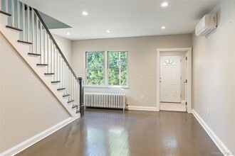 149 Landing Rd in Glen Cove, NY - Building Photo - Building Photo