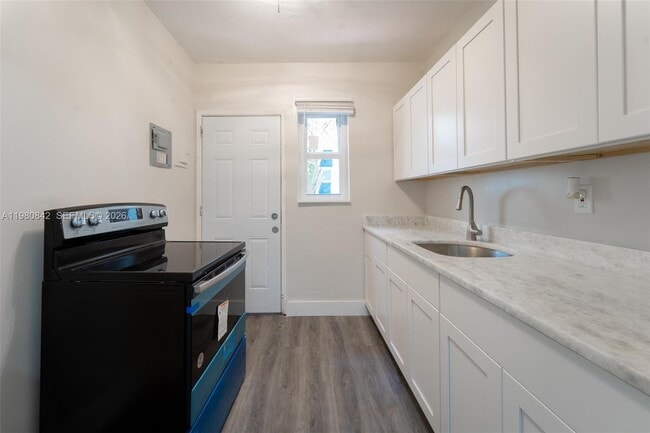 1537 Jefferson Ave in Miami Beach, FL - Building Photo - Building Photo