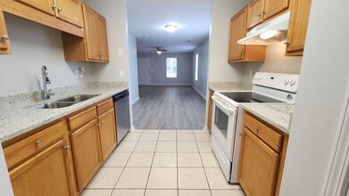 7006 Branch Crossing Way in Douglasville, GA - Building Photo - Building Photo