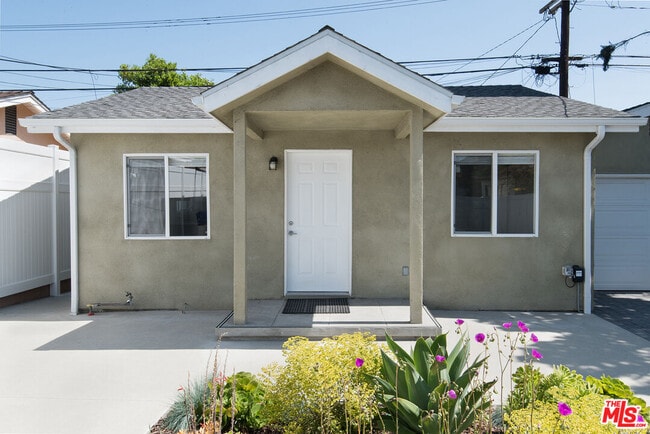 3550 Dover St in Los Angeles, CA - Building Photo - Building Photo