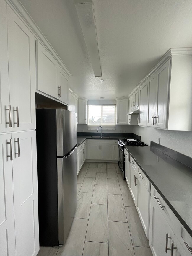 property at 446 W 126th St