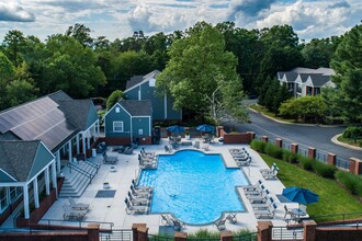 Barclay Place in Charlottesville, VA - Foto de edificio - Building Photo