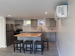 19 Purvis St in Kingston, NY - Building Photo - Building Photo