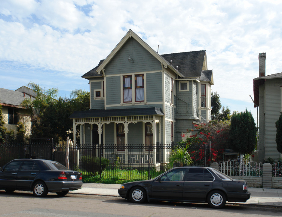 2419-2421 J St in San Diego, CA - Building Photo