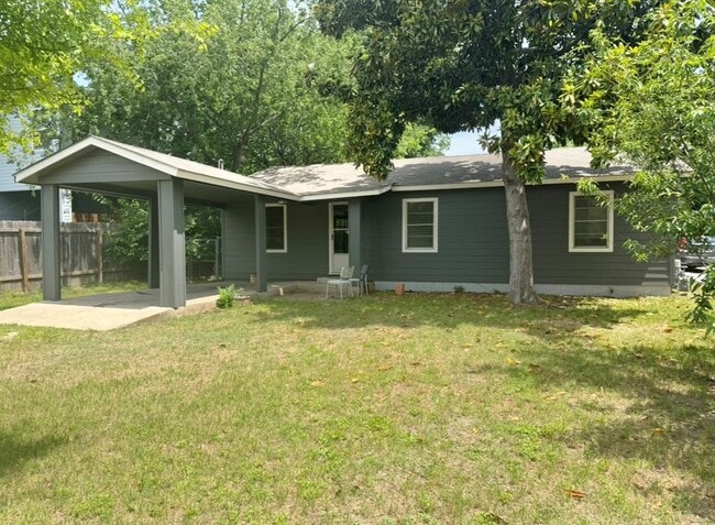 property at 406 SWANEE 1 Dr