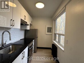 600 Eglinton Ave E in Toronto, ON - Building Photo - Building Photo