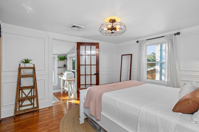 24 Gill Rd, Unit Apartment 4