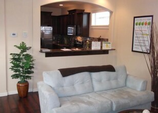 7417 NW 1st Pl in Vancouver, WA - Foto de edificio - Building Photo