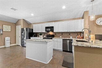 18123 Almond Place Lane in Richmond, TX - Building Photo - Building Photo