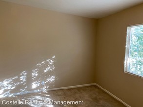 741 N 10th St in Las Vegas, NV - Building Photo - Building Photo