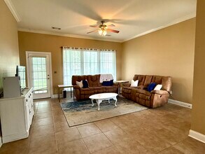 3921 Northshore Ave in Baton Rouge, LA - Building Photo - Building Photo