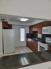 2005 Sans Souci Blvd, Unit 303 in North Miami, FL - Foto de edificio - Building Photo