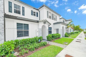 16274 SW 291st St in Homestead, FL - Building Photo - Building Photo