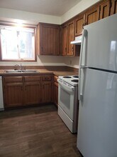 5522 Beechwood Ct S in Salem, OR - Building Photo - Building Photo