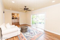 326 Forest Grove Ave photo'
