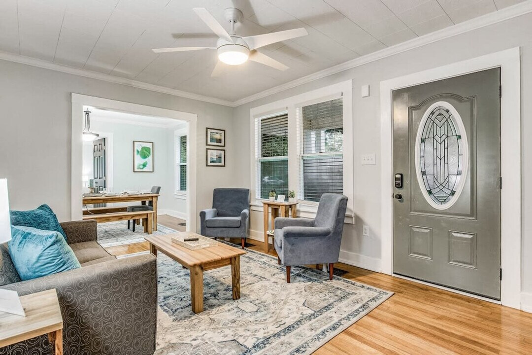 2624 W De Soto St in Pensacola, FL - Building Photo