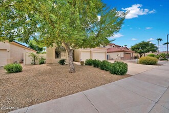 13563 W Monte Vista Rd in Goodyear, AZ - Building Photo - Building Photo